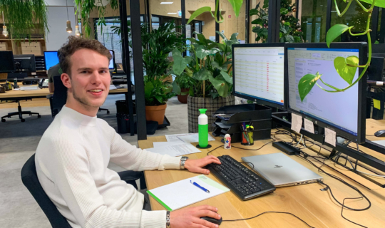 Commercieel medewerker Twan bij Ten Brinke Interieurbeplanting