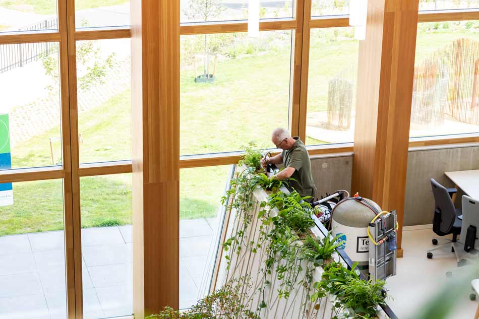 Onderhoud van beplanting bij de WUR