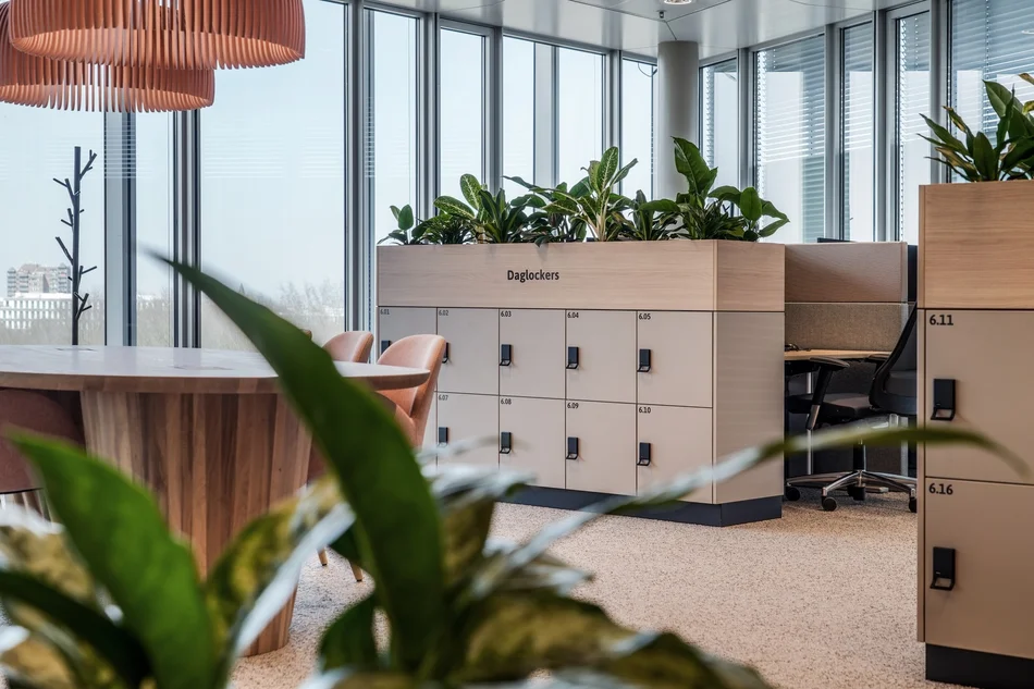 VGZ-Eindhoven-Ten-Brinke-Interieurbeplanting-7.webp